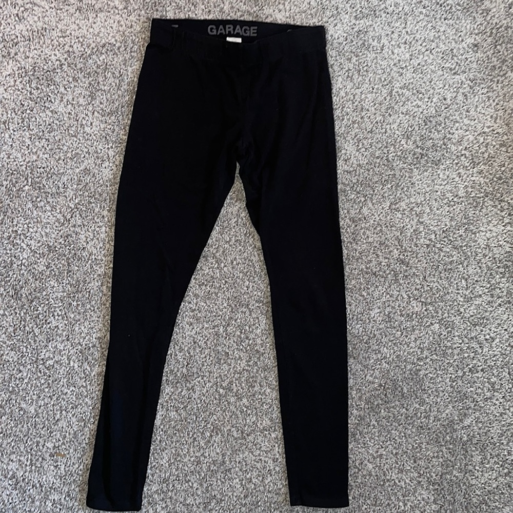 Garage size small black leggings